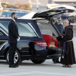 Il cappellano militare ha benedetto la bara del giornalista ucciso nell'attentato di Strasburgo