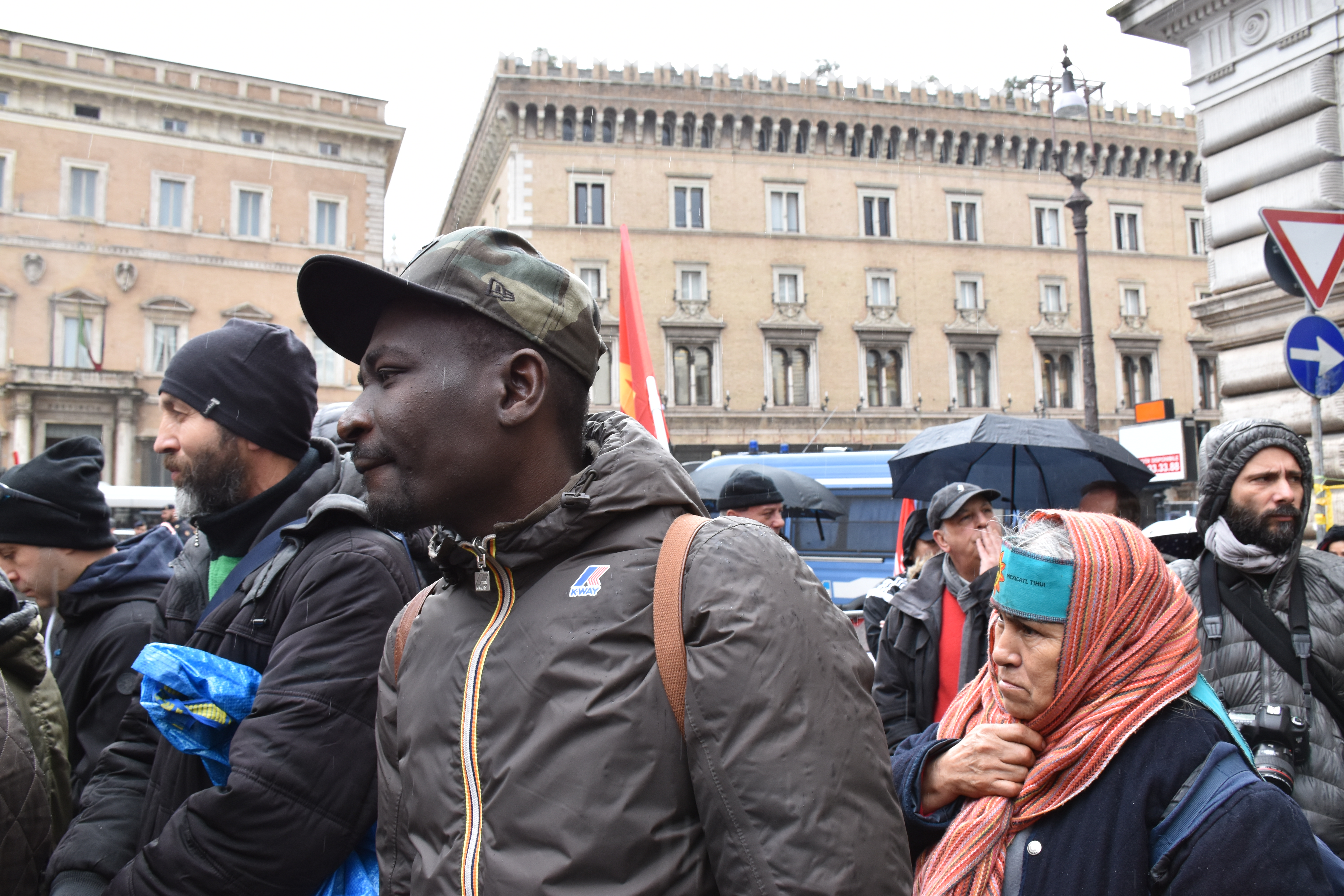 Vittime degli sfratti non solo italiani, ma anche molti immigrati