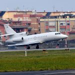 L'arrivo a Ciampino del Falcon 900 del Governo italiano con a bordo il terrorista Battisti.