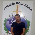 Cesare Battisti nella foto del suo arresto.