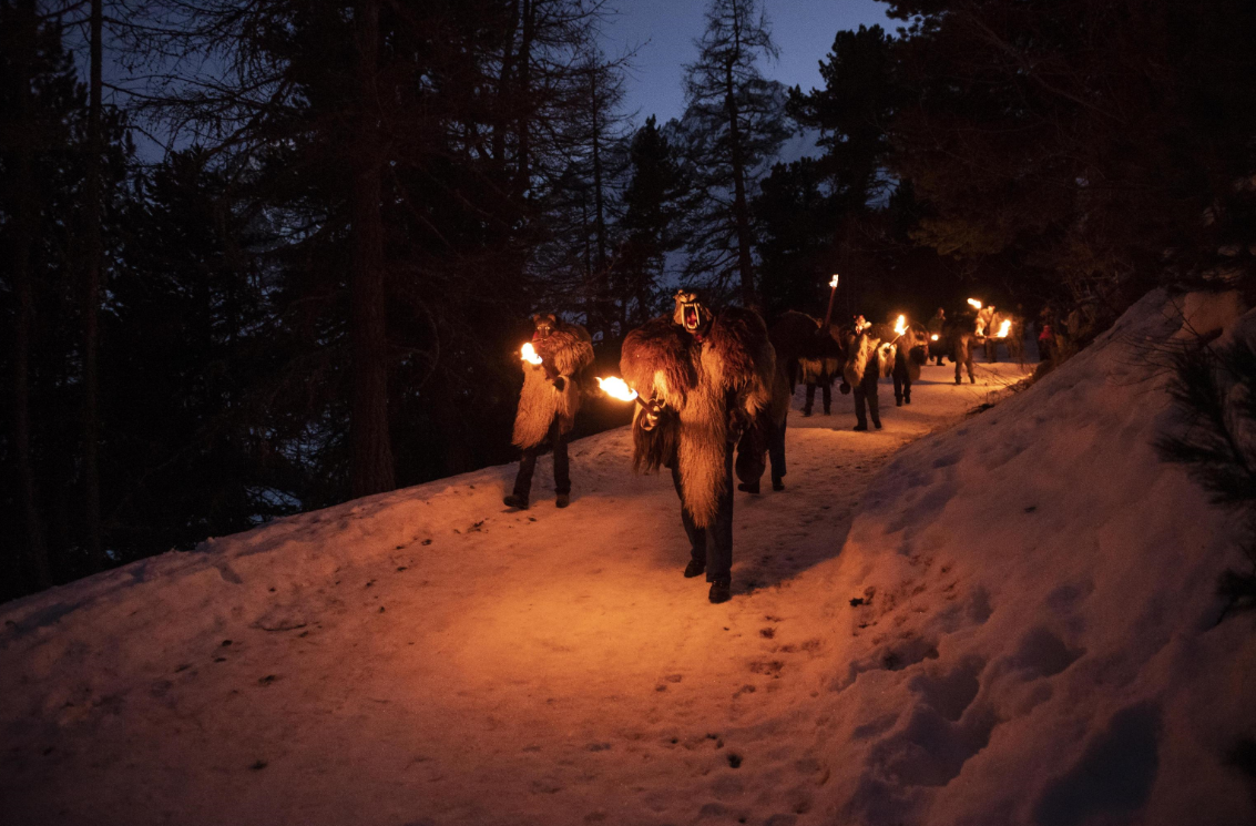 Prosegue il cammino dei "peluches" che affrontano il freddo della Val d'Hérens