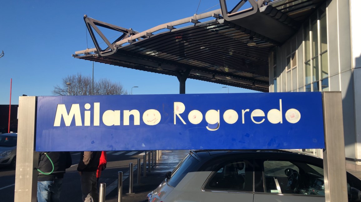 La stazione di Milano Rogoredo, poco distante dal Boschetto della droga