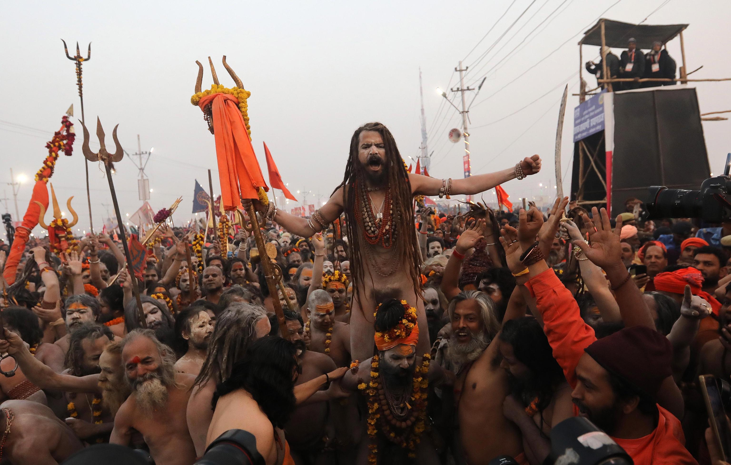 Pellegrini del Kumbh Mela