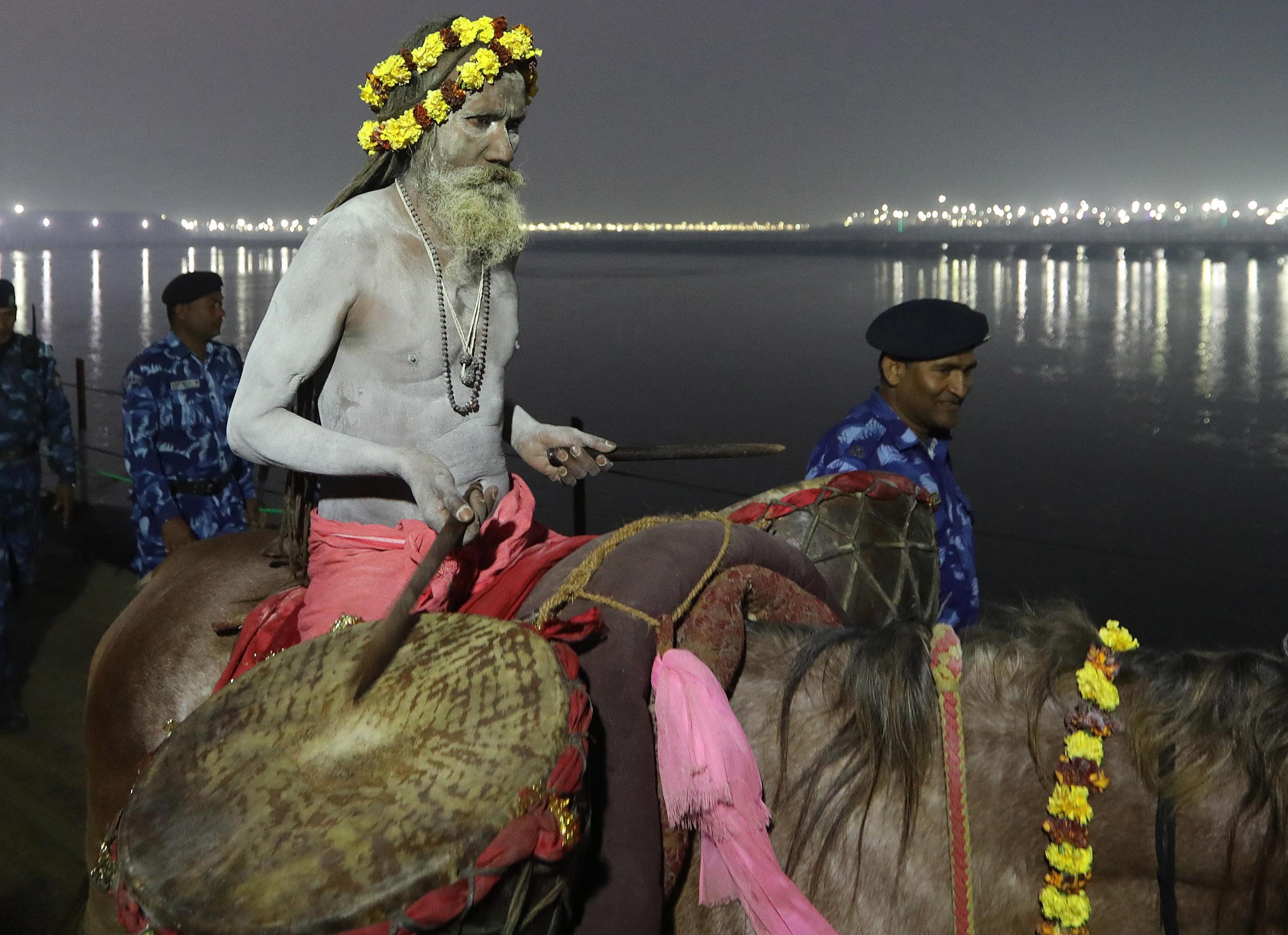 Nei pressi del fiume Sangam, uno degli affluenti del sacro Gange