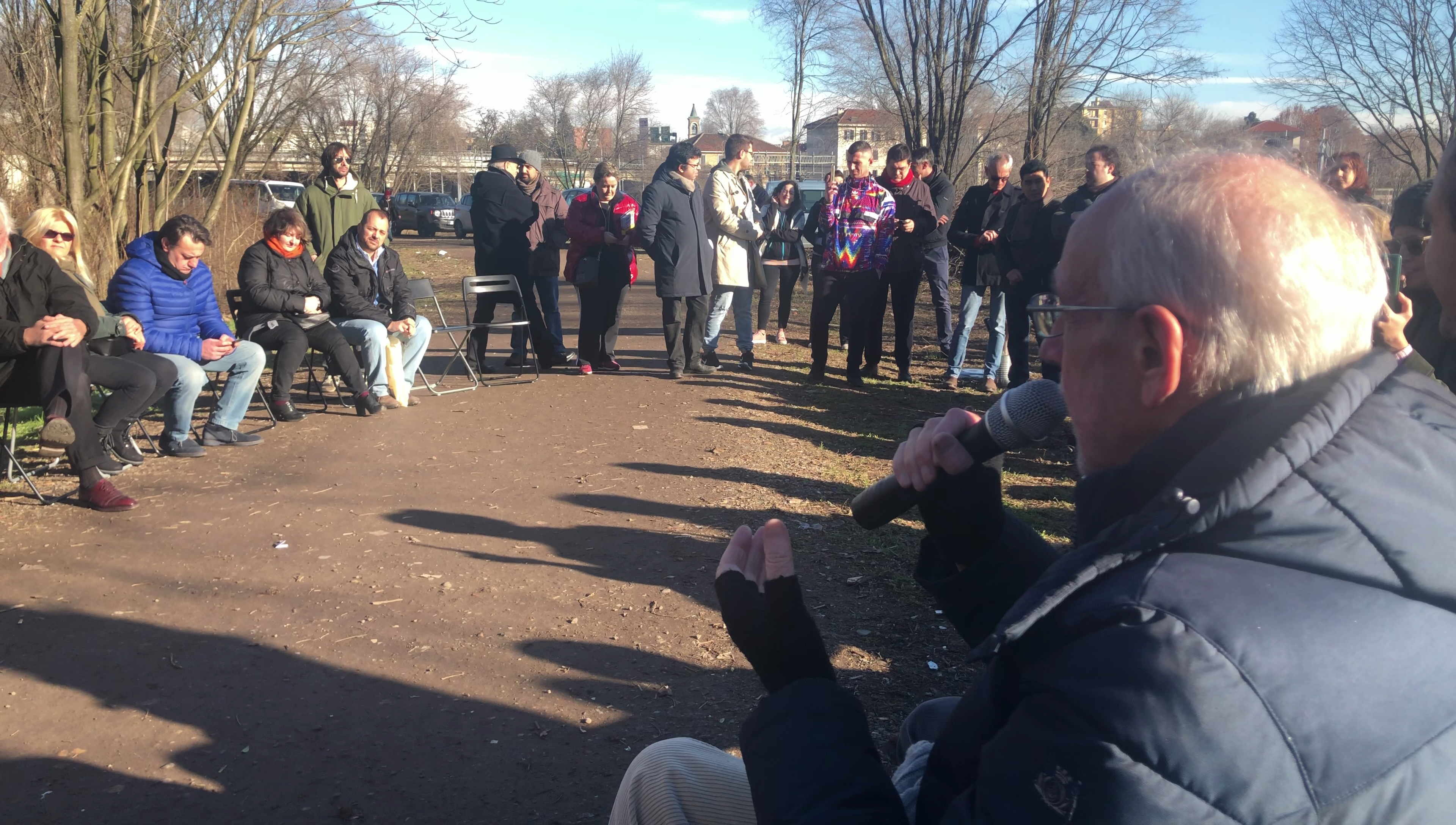 Nel bosco della droga, una manifestazione di solidarietà organizzata da Eris e da Il Gabbiano