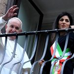 Il Papa con la sindaca di Roma Virginia Raggi