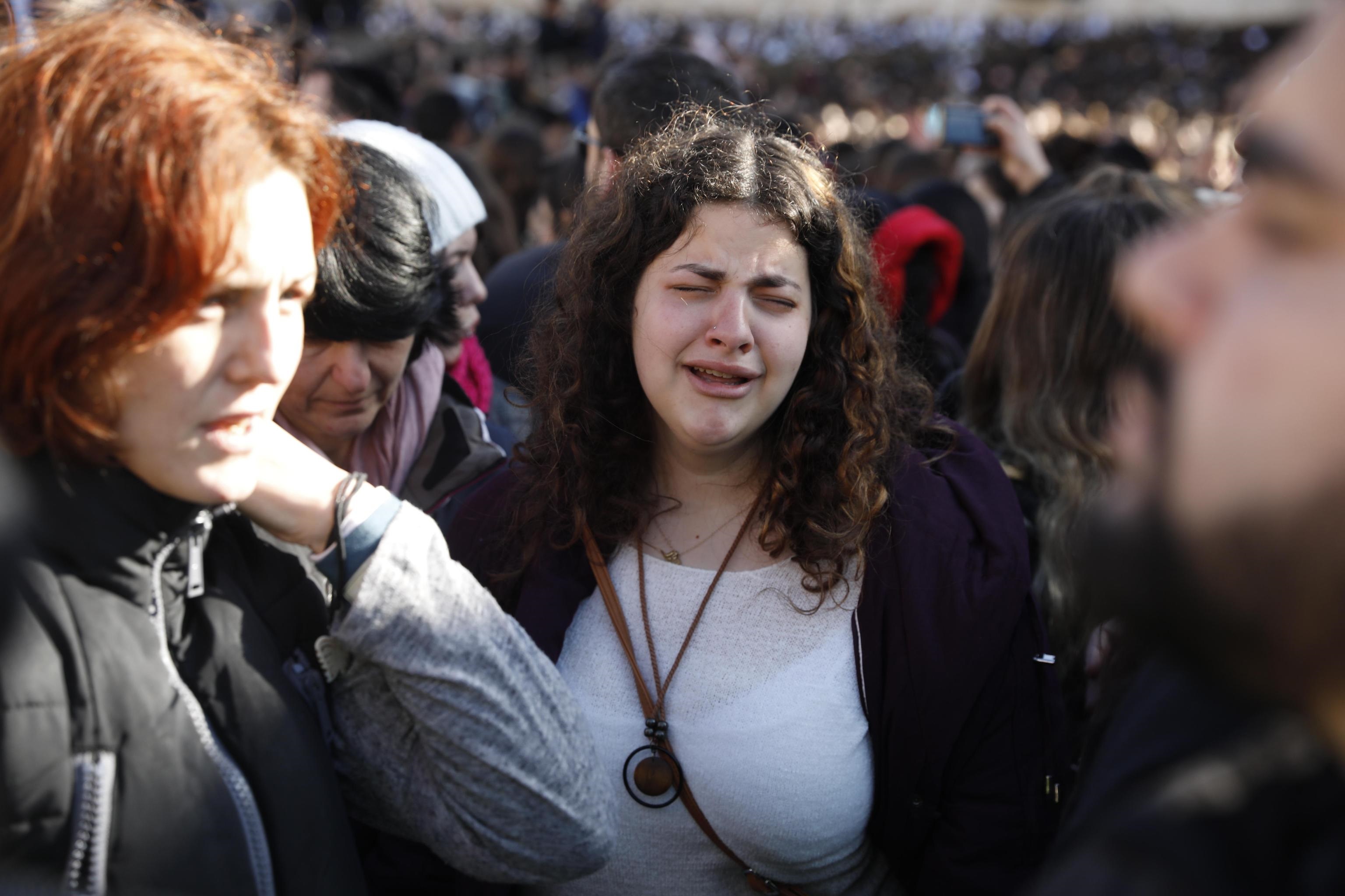 Una delle donne membro del gruppo "Women of the Wall", durante la protesta in corso oggi a Gerusalemme
