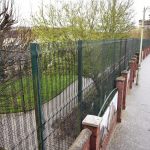 Il "Muro della Pace" che separa i quartieri abitati da nazionalisti cattolici repubblicani e da protestanti unionisti Il "Muro della Pace" che separa i quartieri abitati da nazionalisti cattolici repubblicani e da protestanti unionisti