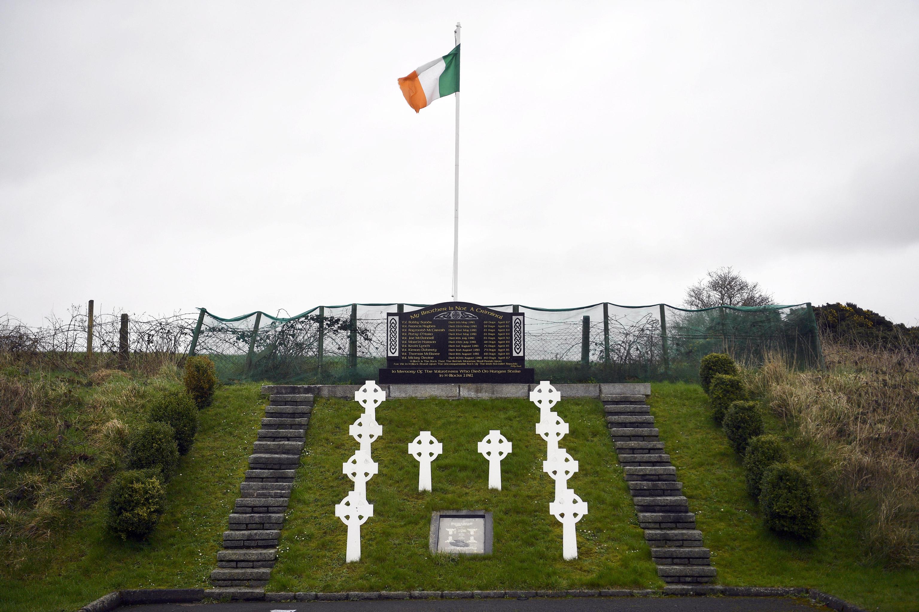 La vista dell'Hunger Strike Memorial che ricorda i repubblicani che morirono tra il 1917 e il 1981 La vista dell'Hunger Strike Memorial che ricorda i repubblicani che morirono tra il 1917 e il 1981