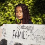 La comunità afroamericana partecipa alla manifestazione contro il presidente americano