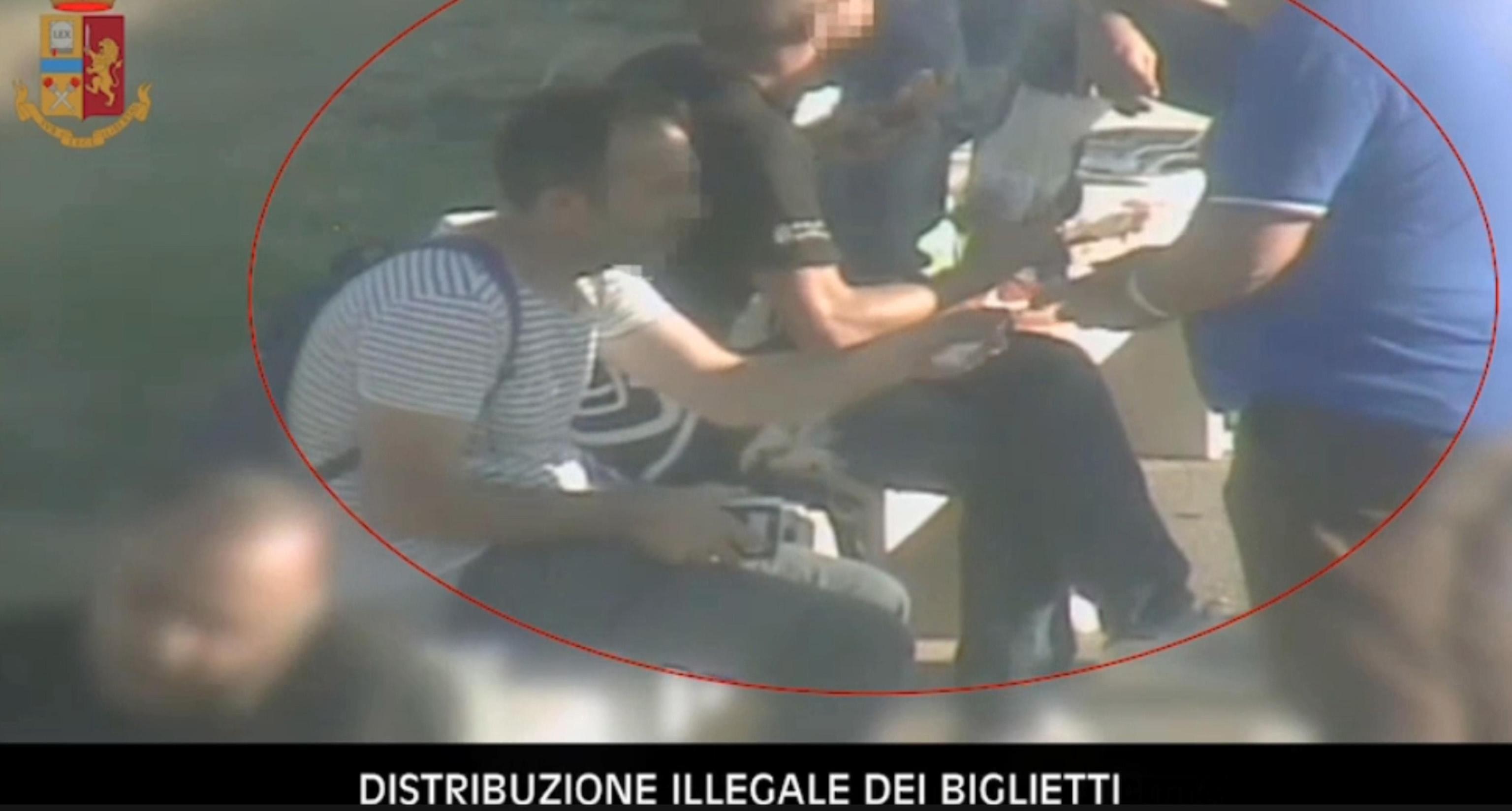 Uno dei fermi immagine diffusi dalla Polizia nell'ambito dell'indagine sui capi ultras della Juventus