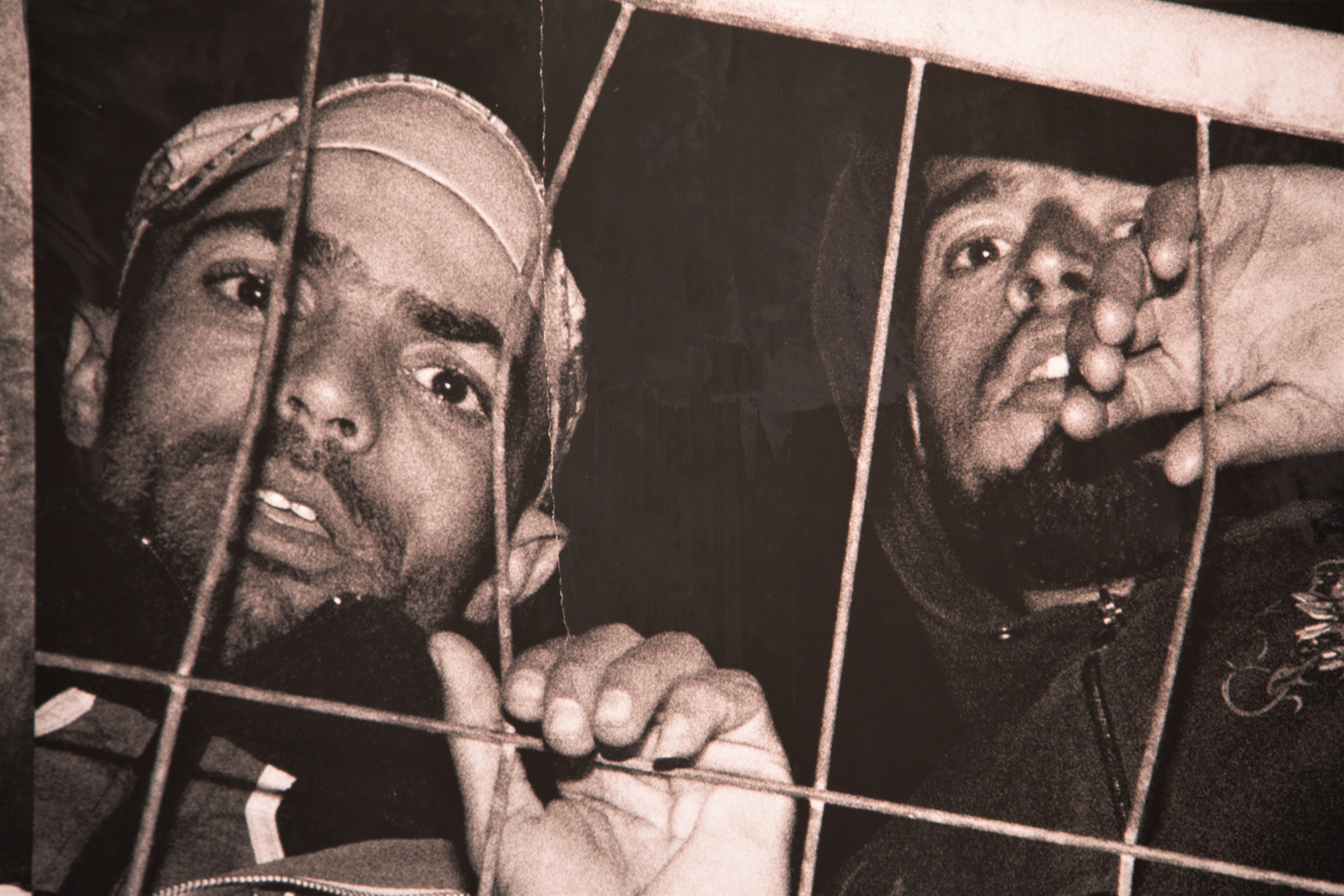 Alcuni migranti appena sbarcati a Lampedusa