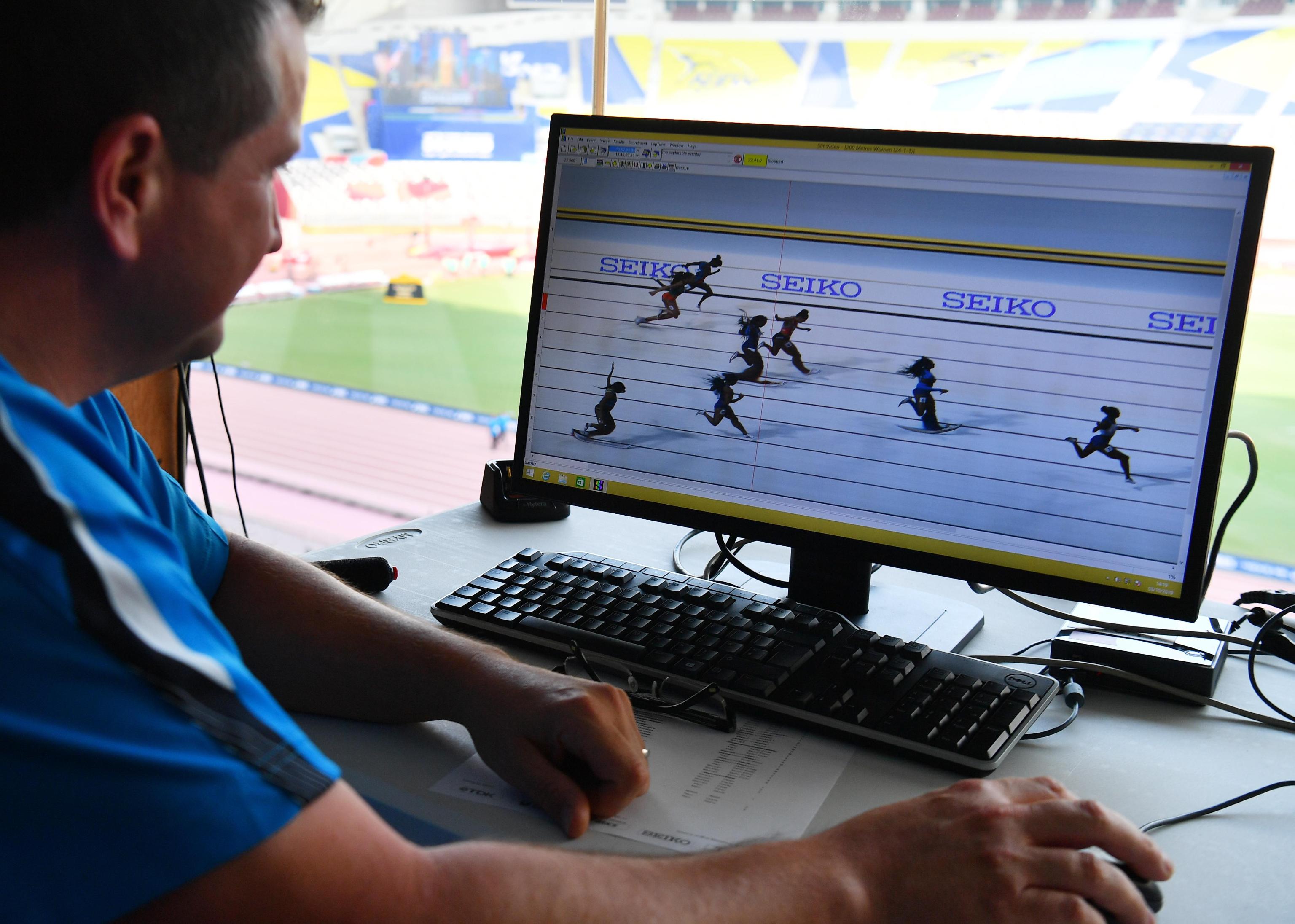 Un giudice spiega come funziona il programma del Photo Finish Un giudice spiega come funziona il programma del Photo Finish