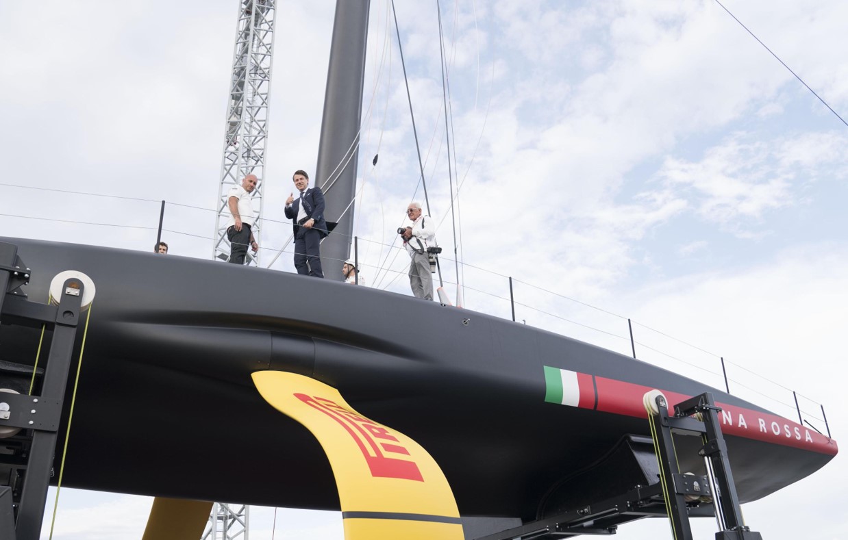 La Nuova Luna Rossa è elegante e aerodinamica