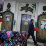 Il grande magazzino Pata Pinklao, a Bangkok, dove è situato il Pata Zoo
