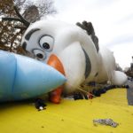 Alla parata ci sarà anche Olaf, il pupazzo di neve di Frozen Alla parata ci sarà anche Olaf, il pupazzo di neve di Frozen