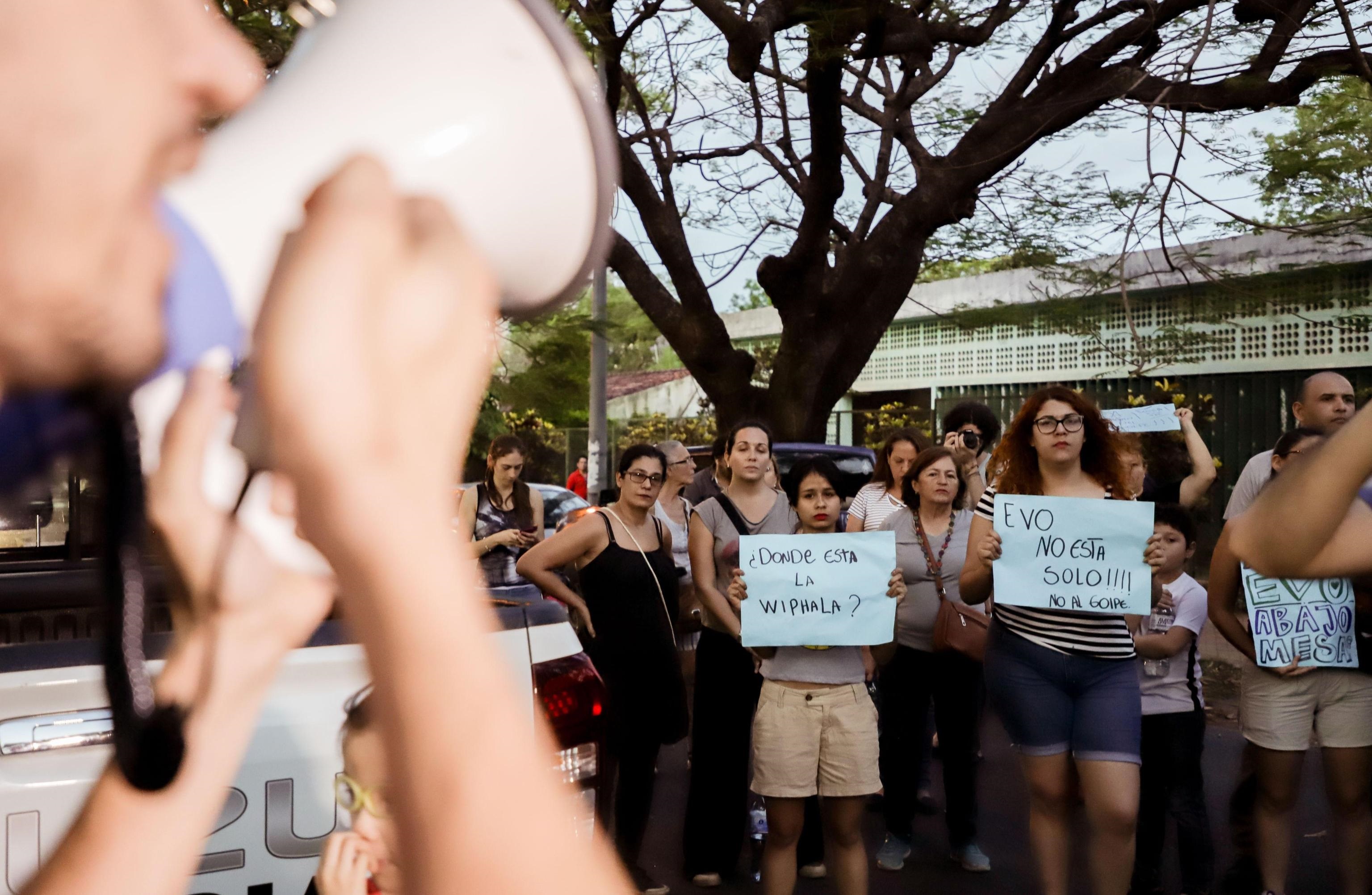 Manifestazione in Paraguay a sostegno dell'ex presidente della Bolivia Evo Morales