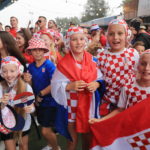 Fan croati attendono il match tra la loro nazionale di tennis e quella argentina