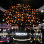 La Royole, azienda cinese, ha presentato i suoi nuovi schermi per cellulare creando un albero