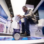 Tra le idee più curiose c'è il robot che consegna la carta igienica