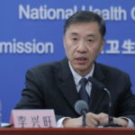 Li Xingwang, membro del National Medical Expert Group, esperto di malattie infettive dell'Ospedale Ditan durante la conferenza stampa sul Coronoavirus a Pechino