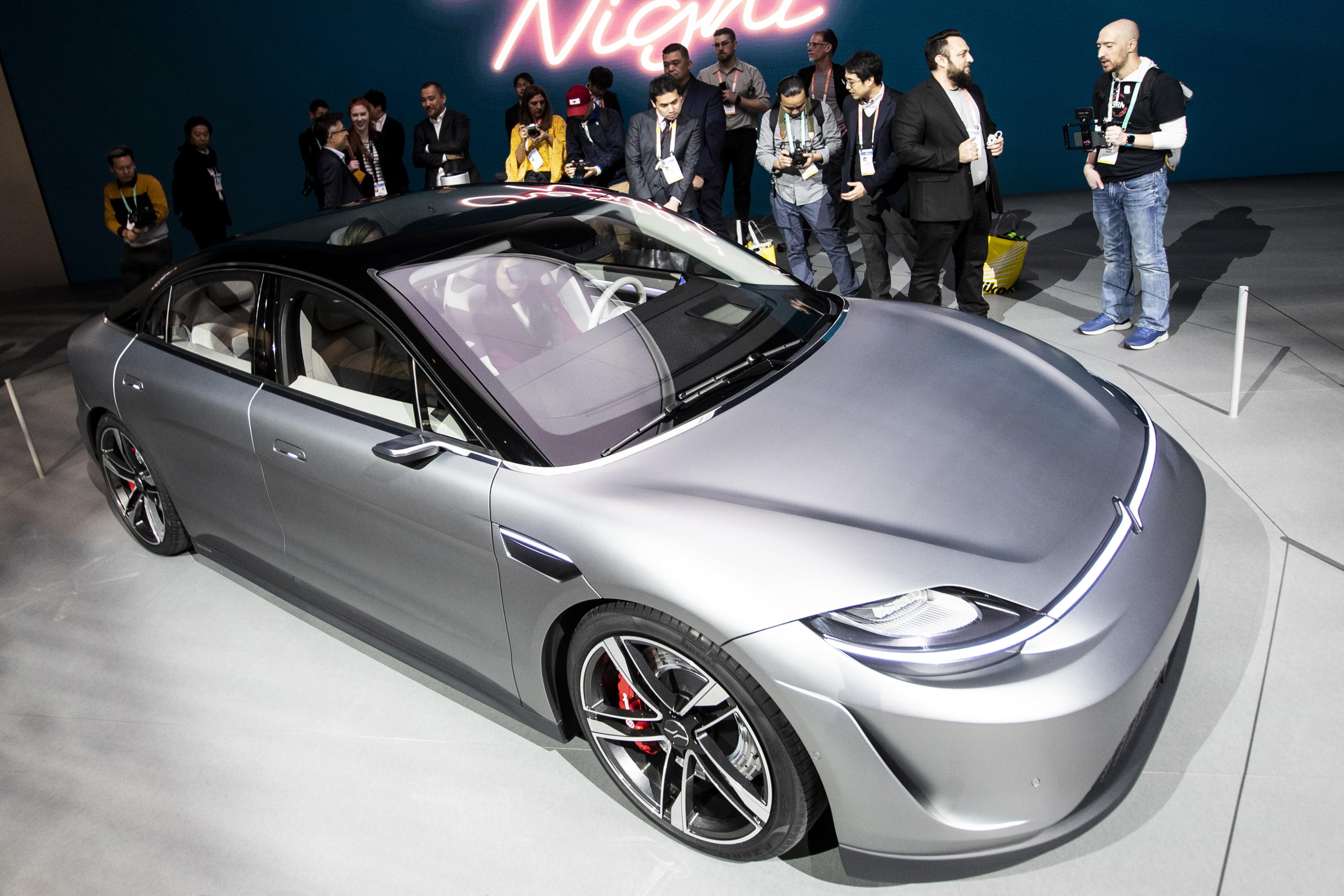 Sony entra nel mercato delle automobili con l'iperaccessoriata Vision-S