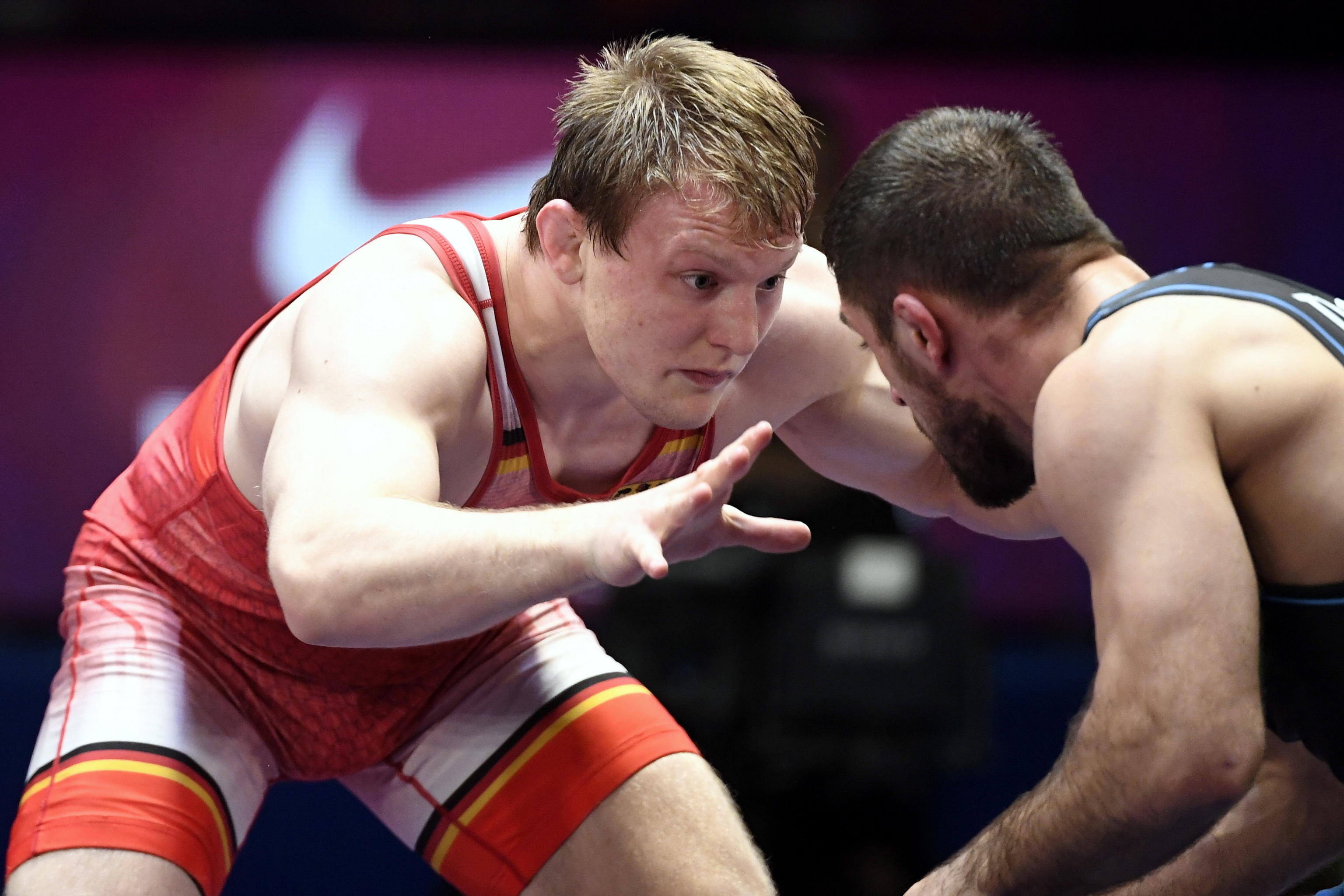 Finale per il bronzo tra Lars Schaefle (Germania) e Rasul Tsikhayeu (Bielorussia) nella categoria 86 kg Finale per il bronzo tra Lars Schaefle (Germania) e Rasul Tsikhayeu (Bielorussia) nella categoria 86 kg
