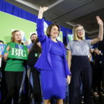 Con il 19,7% è arrivata terza la senatrice del Minnesota, Amy Klobuchar