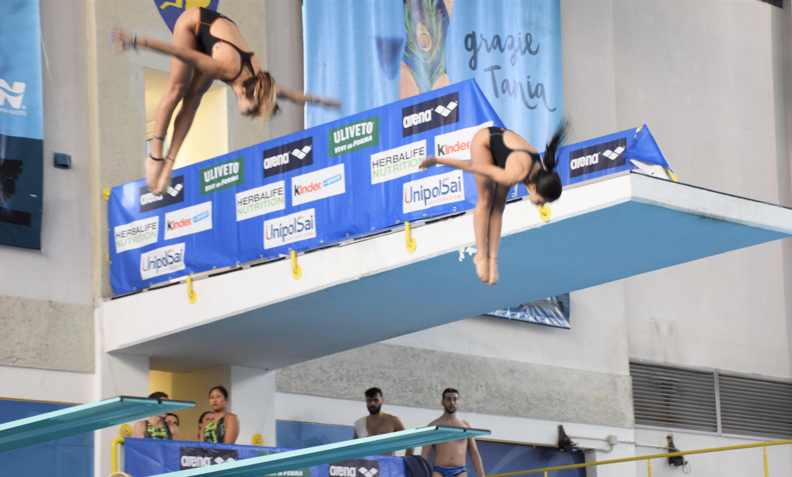 Le atlete Valeria Valente e Arianna Eleuteri (Di Biasi) nella gara sincro da tre metri