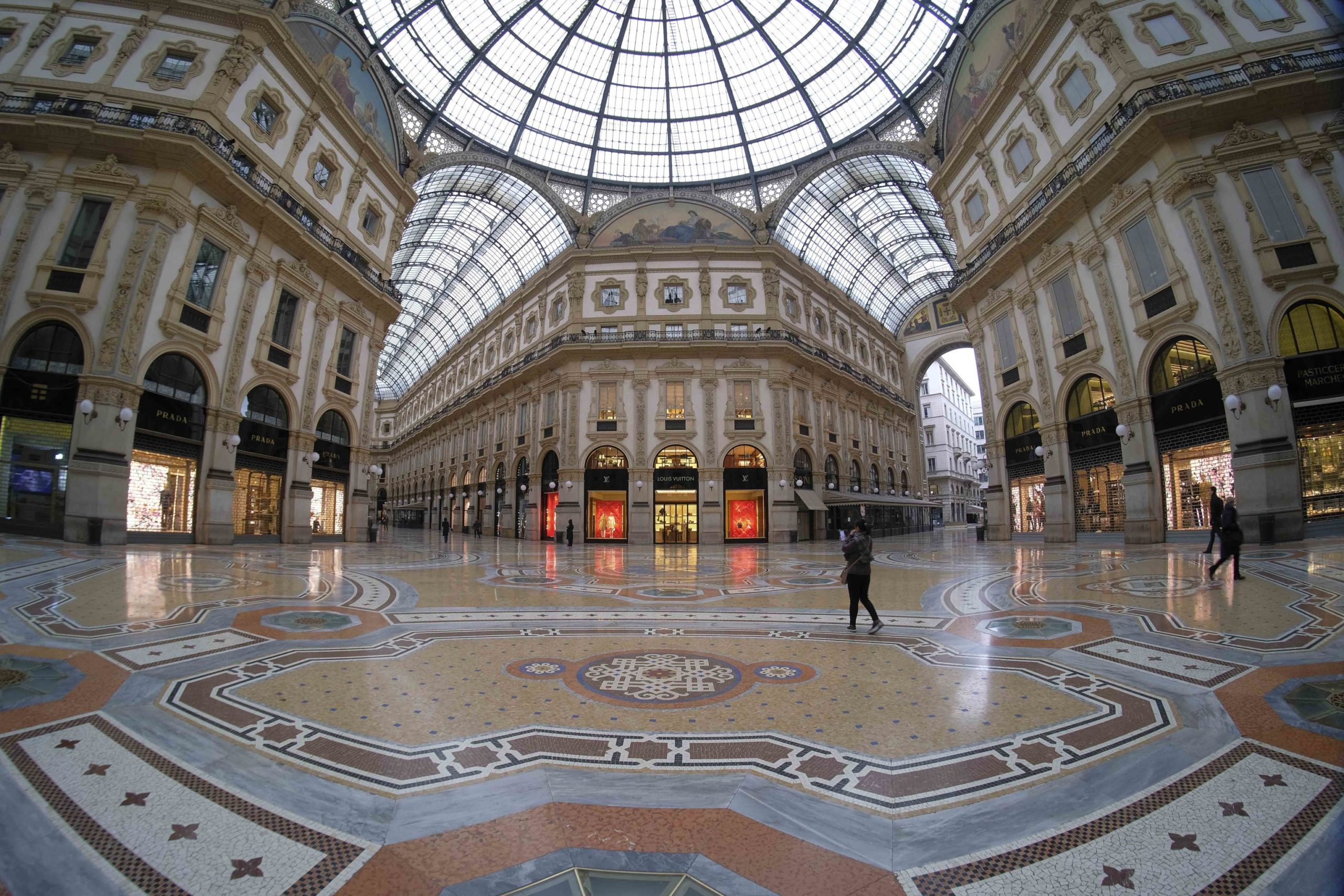 Milano, 12 marzo 2020: la situazione in Galleria Vittorio Emanuele