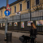 I disegni dei bambini per i medici, infermieri e operatori sanitari al Policlinico di Milano