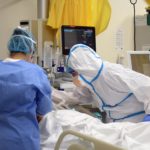 Medici e infermieri al lavoro all'ospedale di Vizzolo Predabissi