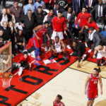 Primo premio nella sezione "Sport", il canestro sulla sirena di Kawhi Leonard in gara 7 delle semifinali dei playoff di Nba Primo premio nella sezione "Sport", il canestro sulla sirena di Kawhi Leonard in gara 7 delle semifinali dei playoff di Nba