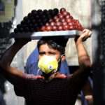 L'Eid al-Fitr in New Delhi. Anche qui, nonostante la pandemia, i festeggiamenti non si fermano L'Eid al-Fitr in New Delhi. Anche qui, nonostante la pandemia, i festeggiamenti non si fermano