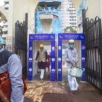 Nonostante il coronavirus proseguono le preghiere e i festeggiamenti per la fine del Ramadan Nonostante il coronavirus proseguono le preghiere e i festeggiamenti per la fine del Ramadan