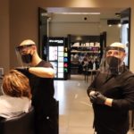 Un momento della riapertura dei barbieri a Foligno durante la "nuova" fase 2
