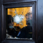 Manifestanti pro-Trump compiono atti vandalici al Campidoglio statunitense