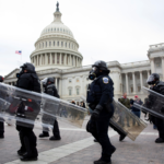 Forze dell'ordine schierate a difesa del Campidoglio statunitense