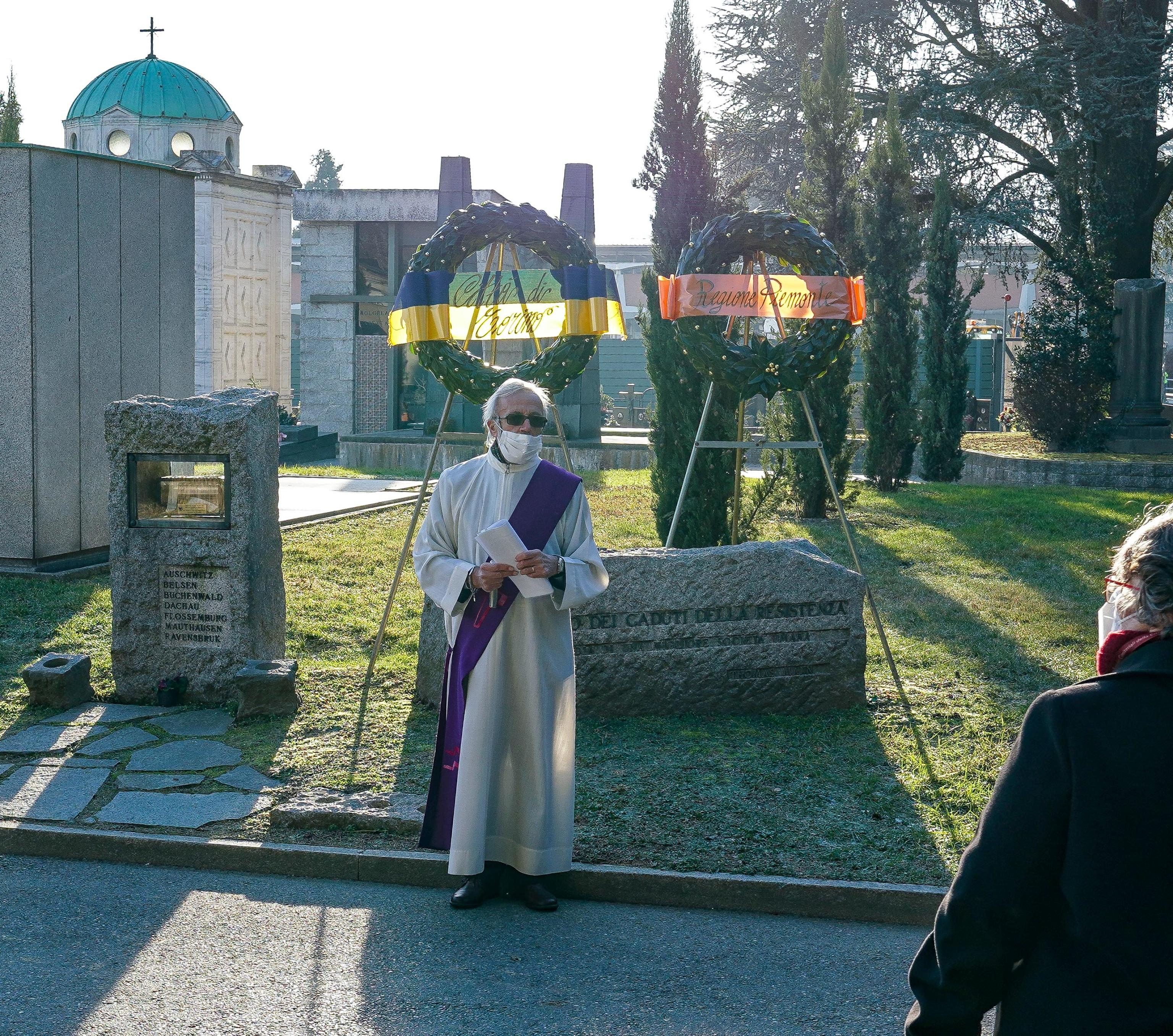 Il ricordo delle vittime della Shoah al cimitero monumentale di Torino Il ricordo delle vittime della Shoah al cimitero monumentale di Torino