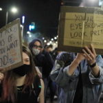 Tantissimi ragazzi per protestare contro la legge promossa da Boris Johnson