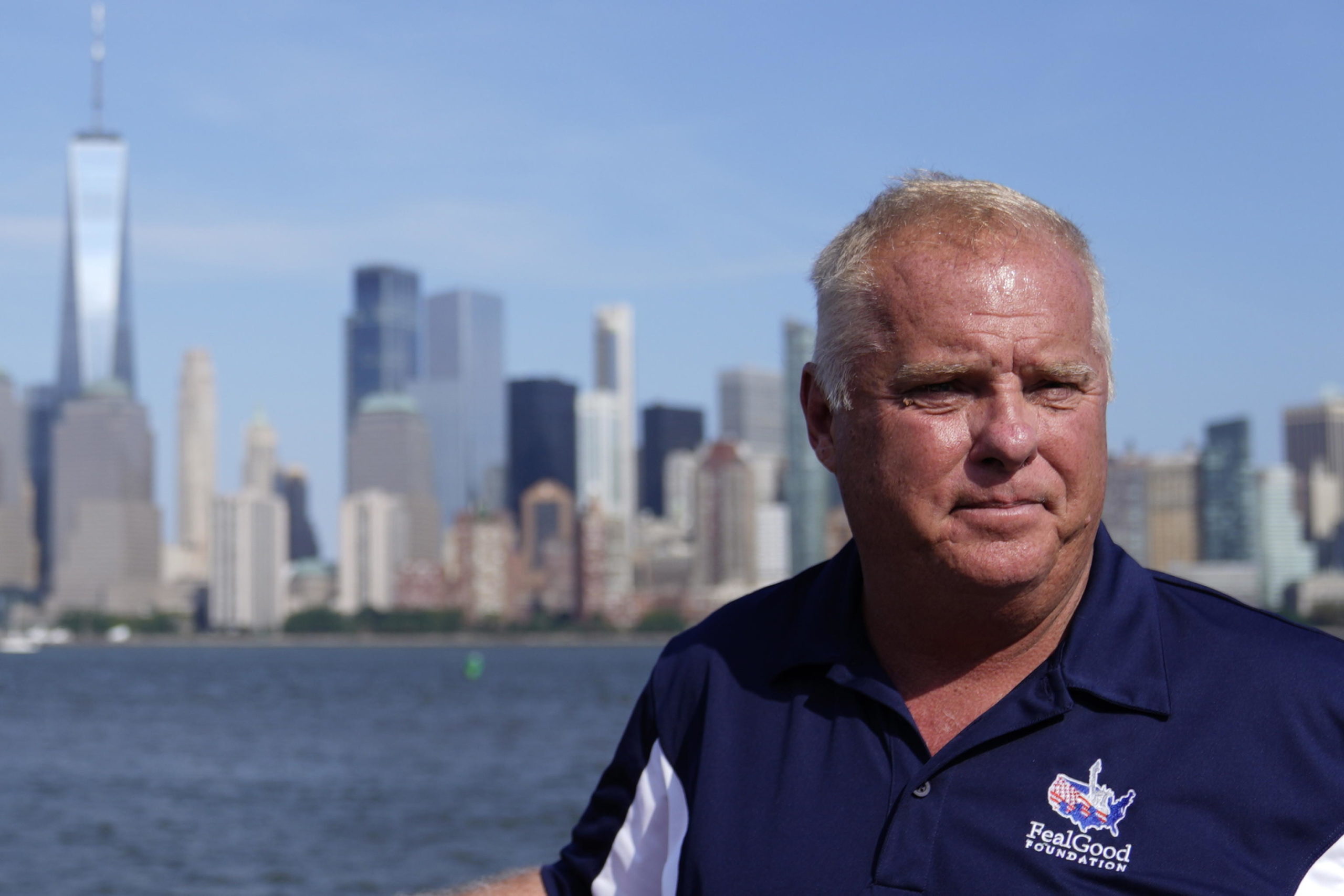 L'ex ufficiale Charlie Sullivan che ha sviluppato un tumore a seguito dell'attentato L'ex ufficiale Charlie Sullivan che ha sviluppato un tumore a seguito dell'attentato