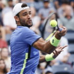 Il tennista italiano Matteo Berrettini impegnato ieri notte nell'ottavo di finale dello slam Us Open Il tennista italiano Matteo Berrettini impegnato ieri notte nell'ottavo di finale dello slam Us Open