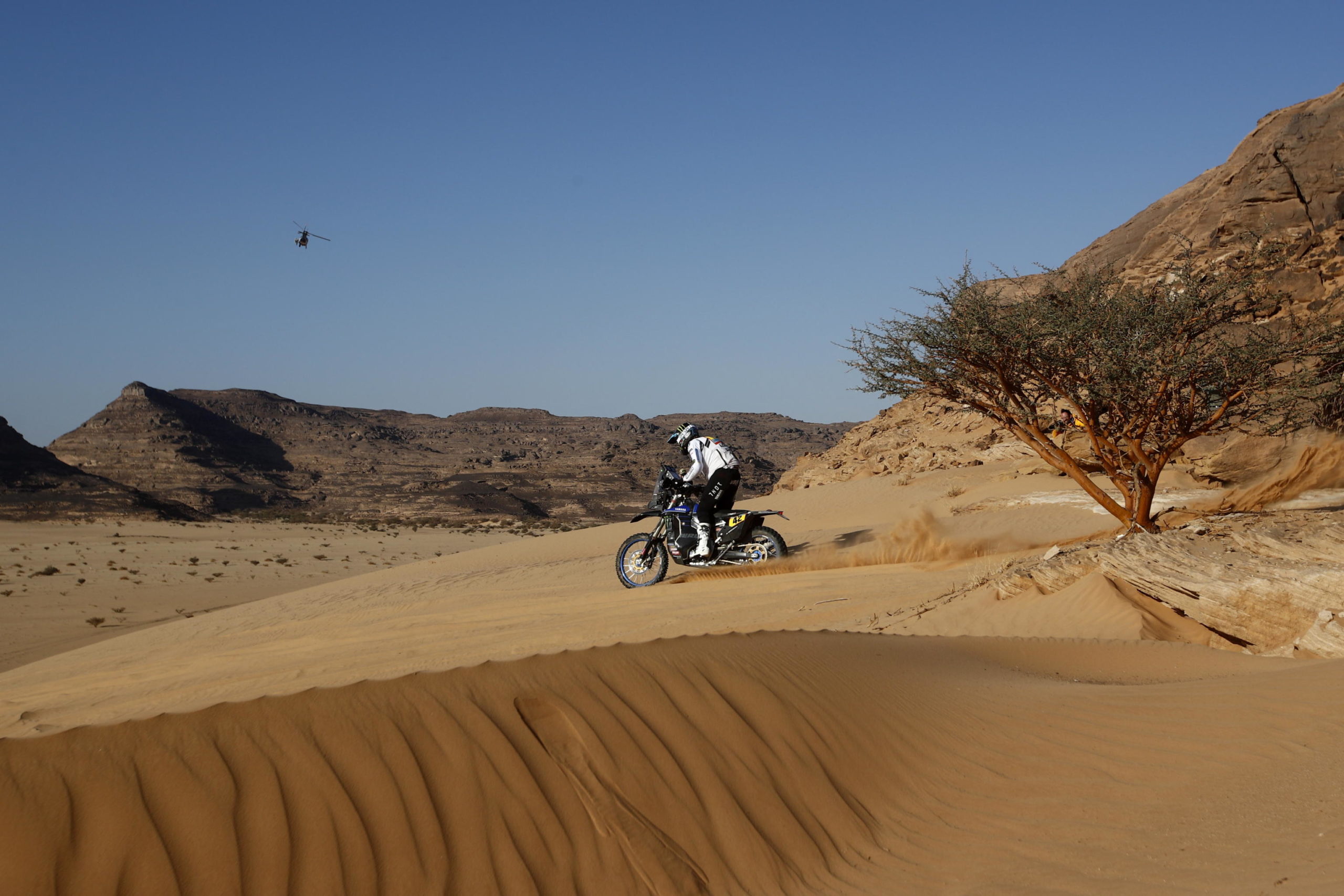 Il francese Adrien van Bereven, tornato in testa alla classifica generale