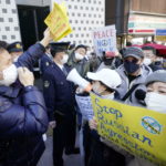 Proteste nella capitale giapponese, a Tokyo, davanti l'ambasciata russa Proteste nella capitale giapponese, a Tokyo, davanti l'ambasciata russa
