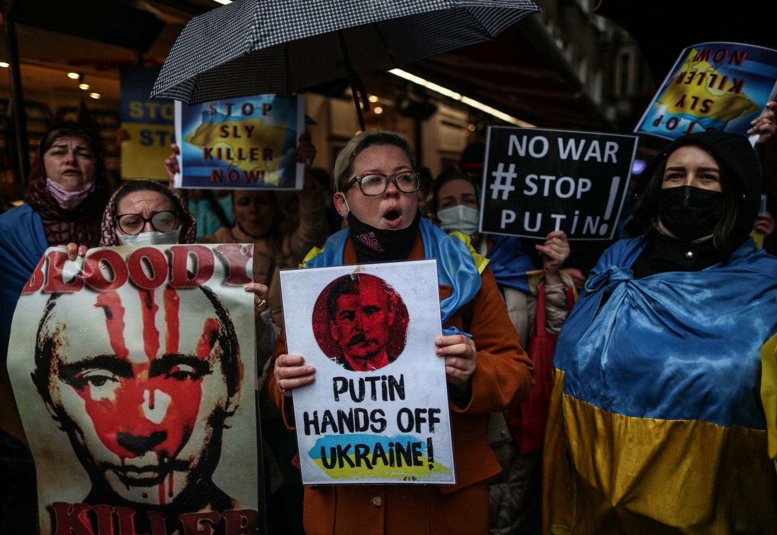 La manifestazione contro la guerra in Ucraina a Istanbul, Turchia