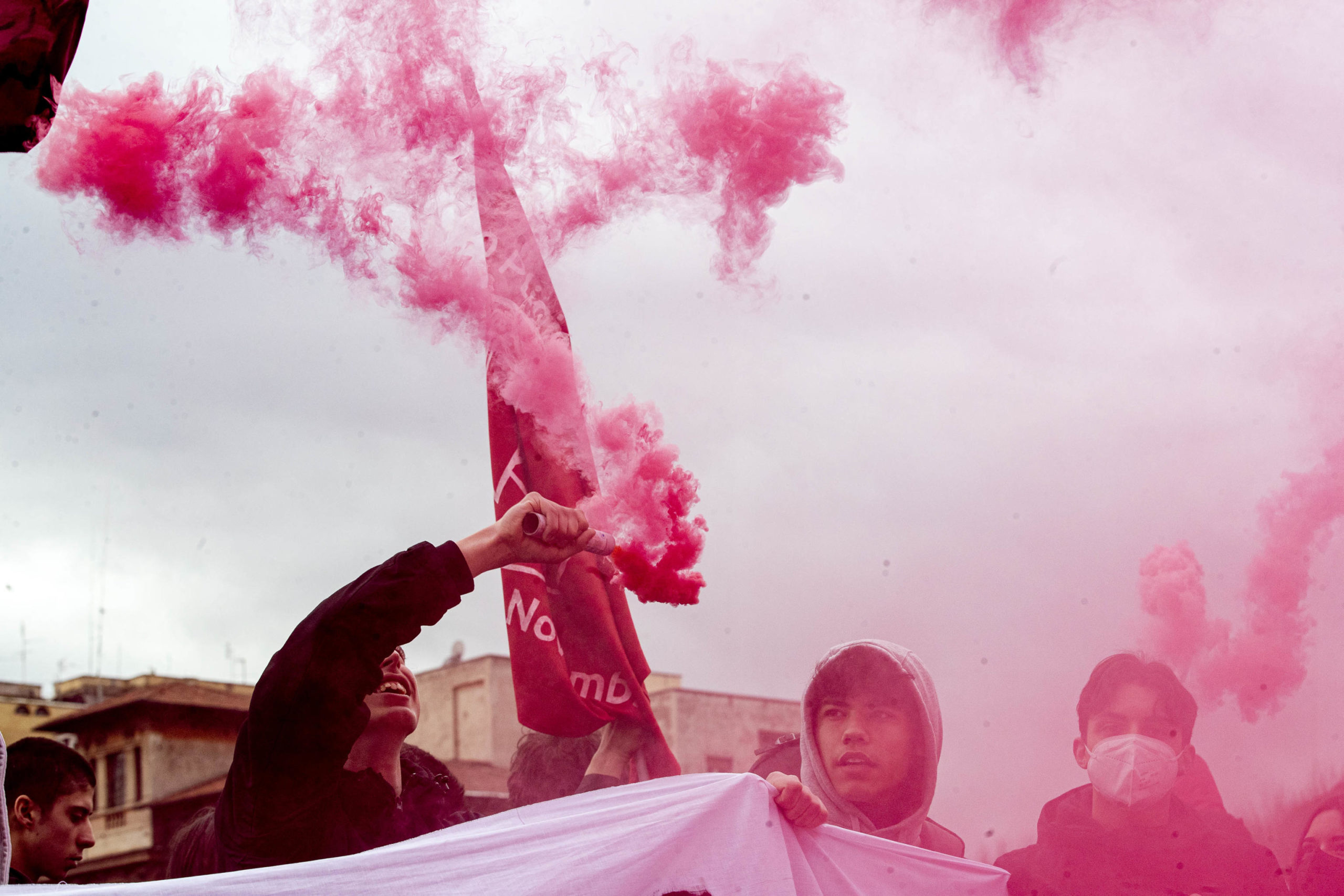 Il corteo degli studenti a Roma, da Piramide verso il Ministero