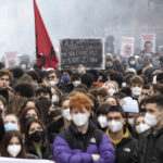 Il corteo degli studenti a Roma contro le prove della maturità