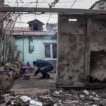 Una casa distrutta nel centro di Mariupol Una casa distrutta nel centro di Mariupol