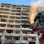 La carcassa del palazzo distrutto dalle bombe russe