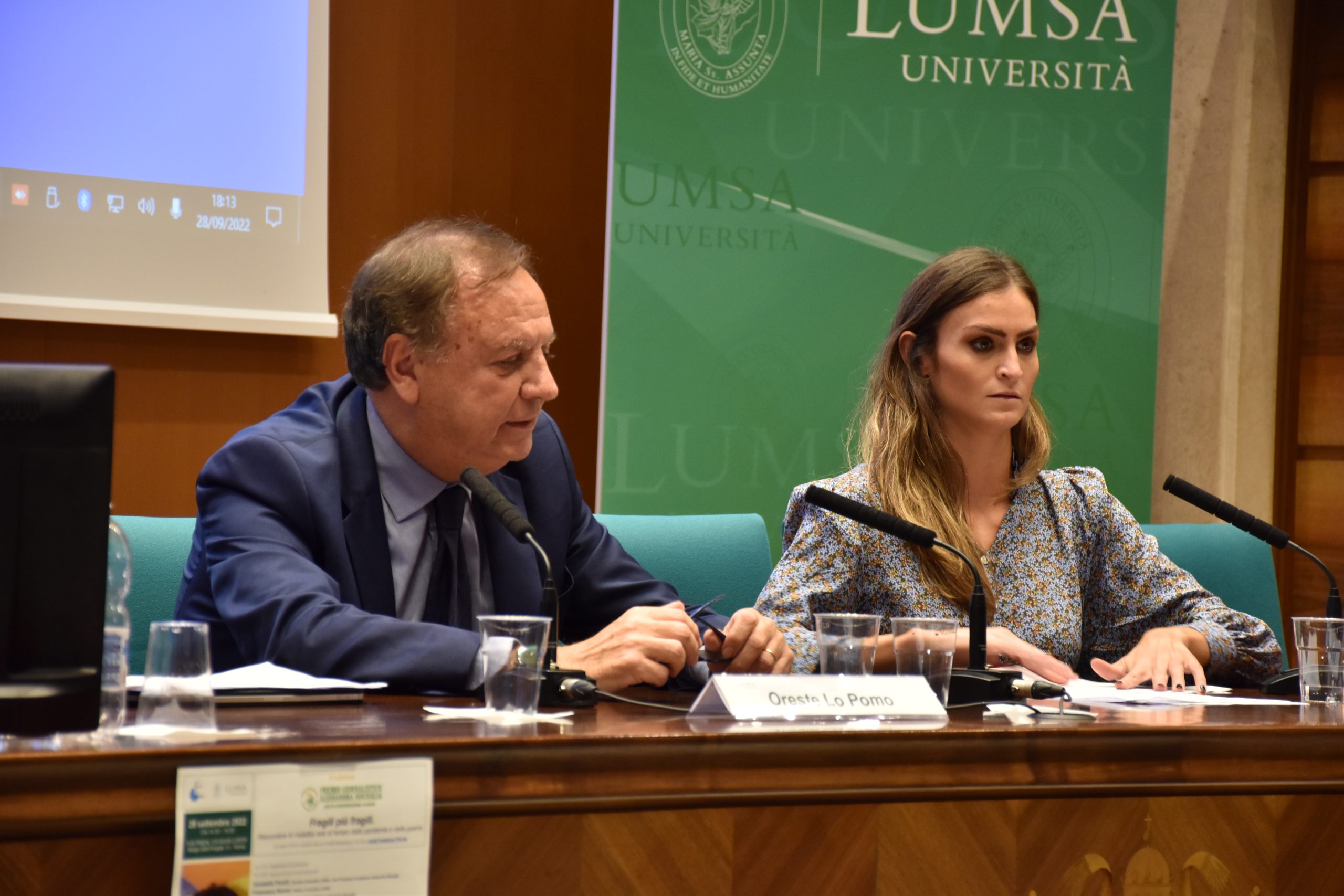 Serena Bisceglia, presidente della Fondazione VivaAle, e Oreste Lo Pomo, caporedattore del Tgr Campania, Oreste Lo Pomo